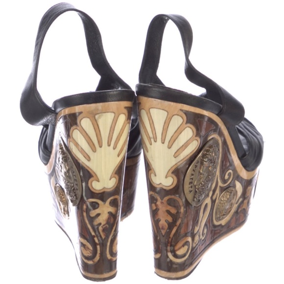 Dolce Gabbana Roman Coins embellished wedge Roman leather sandals IT 36 - Picture 4 of 4